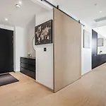 Amazing Luxury Apartment On The Waterfront! 73Sqm