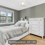 Privateroominasharedaccomadation1