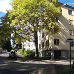 Quite Room In Apartement
