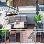 Live On The Roof Of Oslo City Center