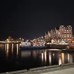 Studio Apartment By Oprah House At Oslo City Center