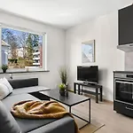 Super Central In A Luxurious Neighborhood - 5 Pax