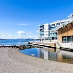 Tjuvholmen / Aker Brygge - Most Expensive Area In Oslo!