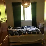 Spacious 2Br Apt - Quiet Area