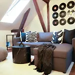 Charming And Spacious Apartment