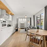 Luxury 2-Bedroom Apartment With Seaview In Oslo City Center