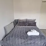 Oslo Central - 3 Bedroom Apartment - Gated Community
