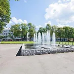 Popular Area, Central, 55M2, 1-4 Guests