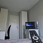 Privat Room In Shared 3 Rooms Apartment Manglerud