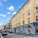 Exclusive And Spacious Apartment In City Center