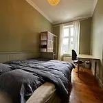 Cozy Gruenerlokka Retreat In The Heart Of Oslo