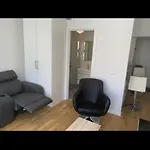 Oslo Resident 7