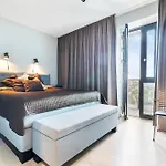 Super Central Designer Penthouse At 19Th Floor With Amazing View!