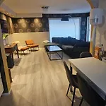 Full Privacy Townhome In Oslo With Wifi