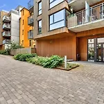 Fantastic Apartment On Prime Location