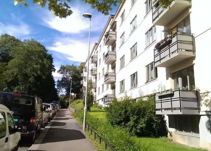 Quite Room In Apartement