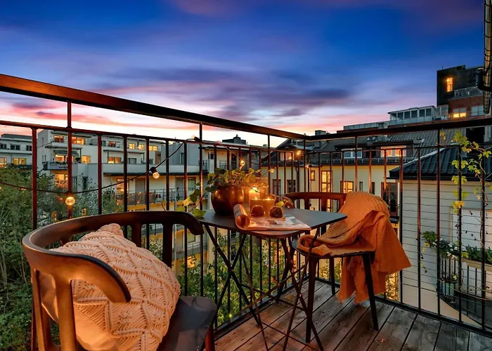 **Modern ***Central ***Rooftop *** You\'Ll Love It