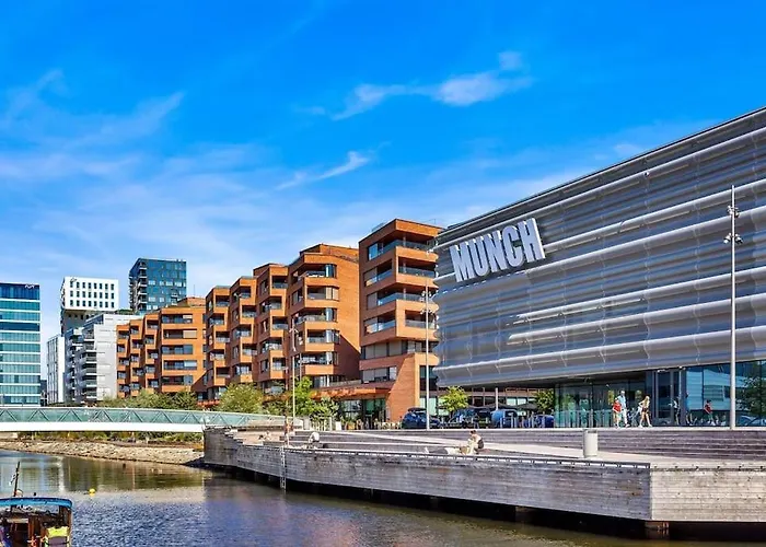 Oslo Central - Two Bedroom Apartment With Stylish Interior - Free Parking -