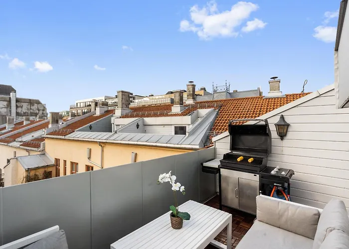 Unique Top Floor - Super Central - 2 Bedr - 78 M2