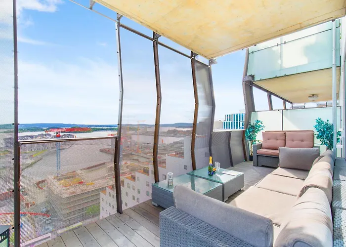 Super Central Designer Penthouse At 19Th Floor With Amazing View!