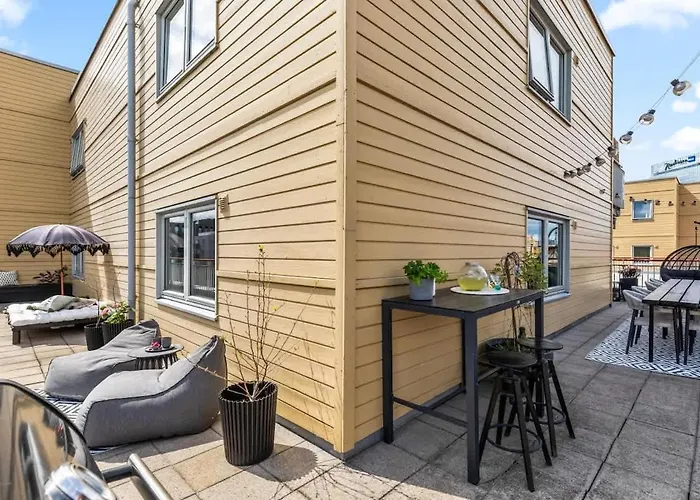 Dinbnb Apartments L Unbeatable Location L Priv Rooftop L Self Check-In