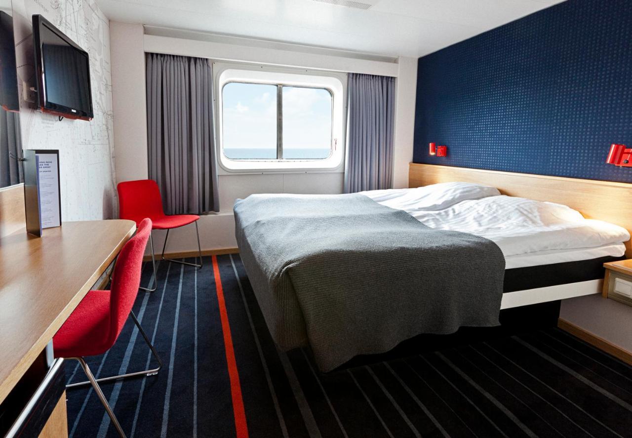  Dfds Ferry - To Copenhagen