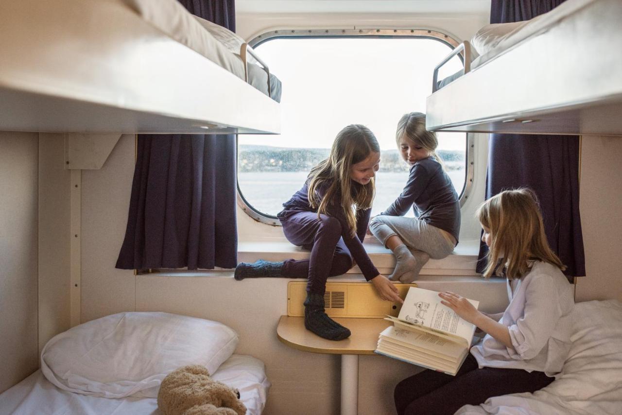 Dfds Ferry - To Frederikshavn *
