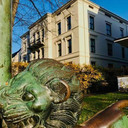 New High Standard Next To The Royal Castle/harbor In Oslo