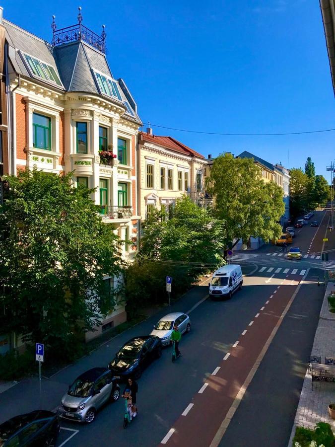 New High Standard Next To The Royal Castle/harbor In Appartement