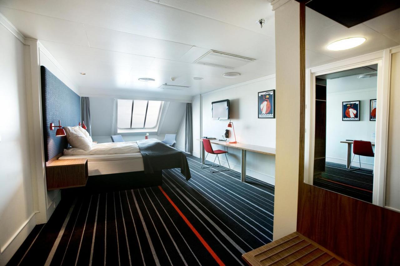 Dfds Minicruise - Copenhagen - *