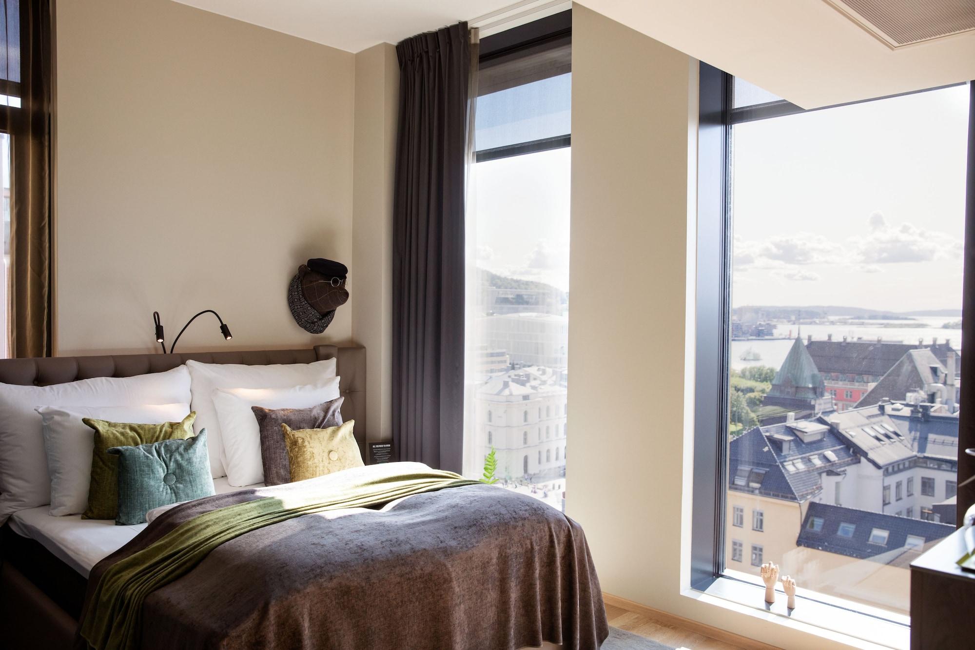 Hotel Clarion The Hub 4*