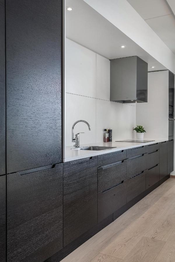 Amazing Luxury On The Waterfront! 73sqm