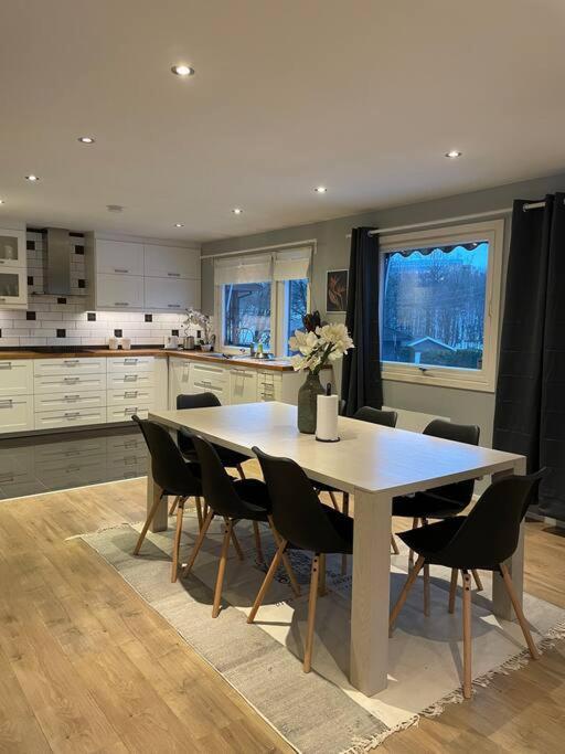 Platinum House - Centrally Located With Facilities Holiday home *