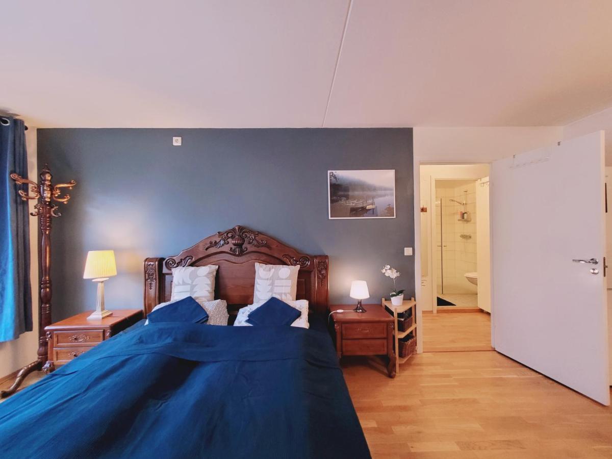 Spacious Private With Private Kitchen & Shared Bathroom