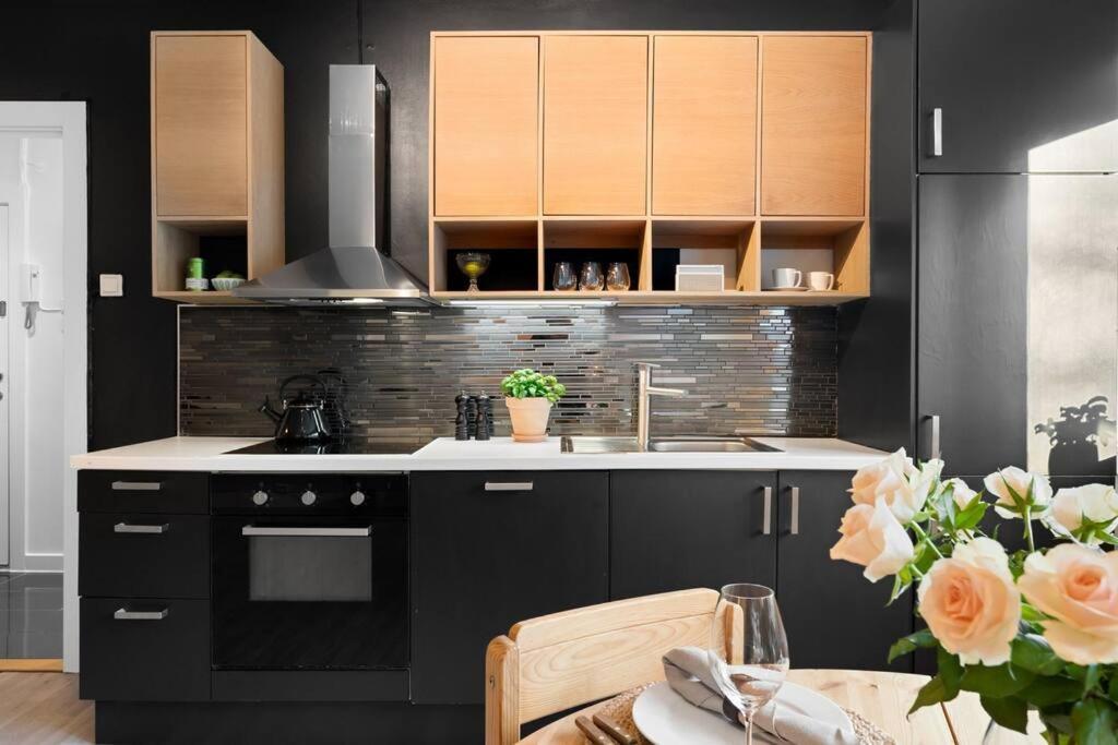 Demims -- Cozy, & Stylish Apartment