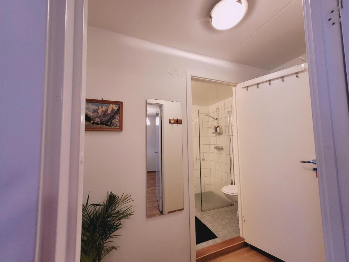 Spacious Private With Private Kitchen & Shared Bathroom * Oslo