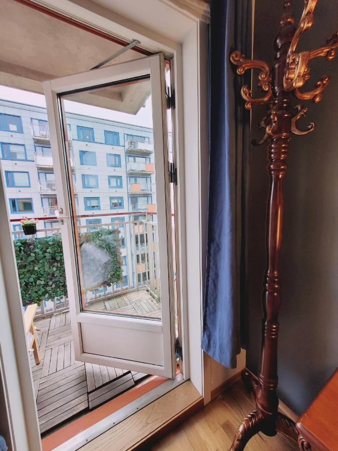 Homestay Spacious Private With Private Kitchen & Shared Bathroom