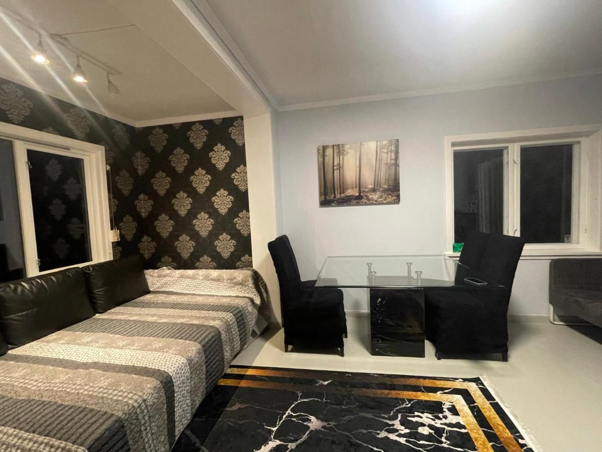 Ledig Rom,hus,hostel Til Utleie 7 Km Fra Rumah tetamu Oslo