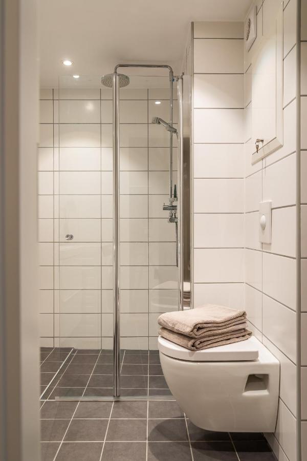 Scandinavian Apartment: Modern Two-bedroom With Terrace Near Storo Storsenter Apartment