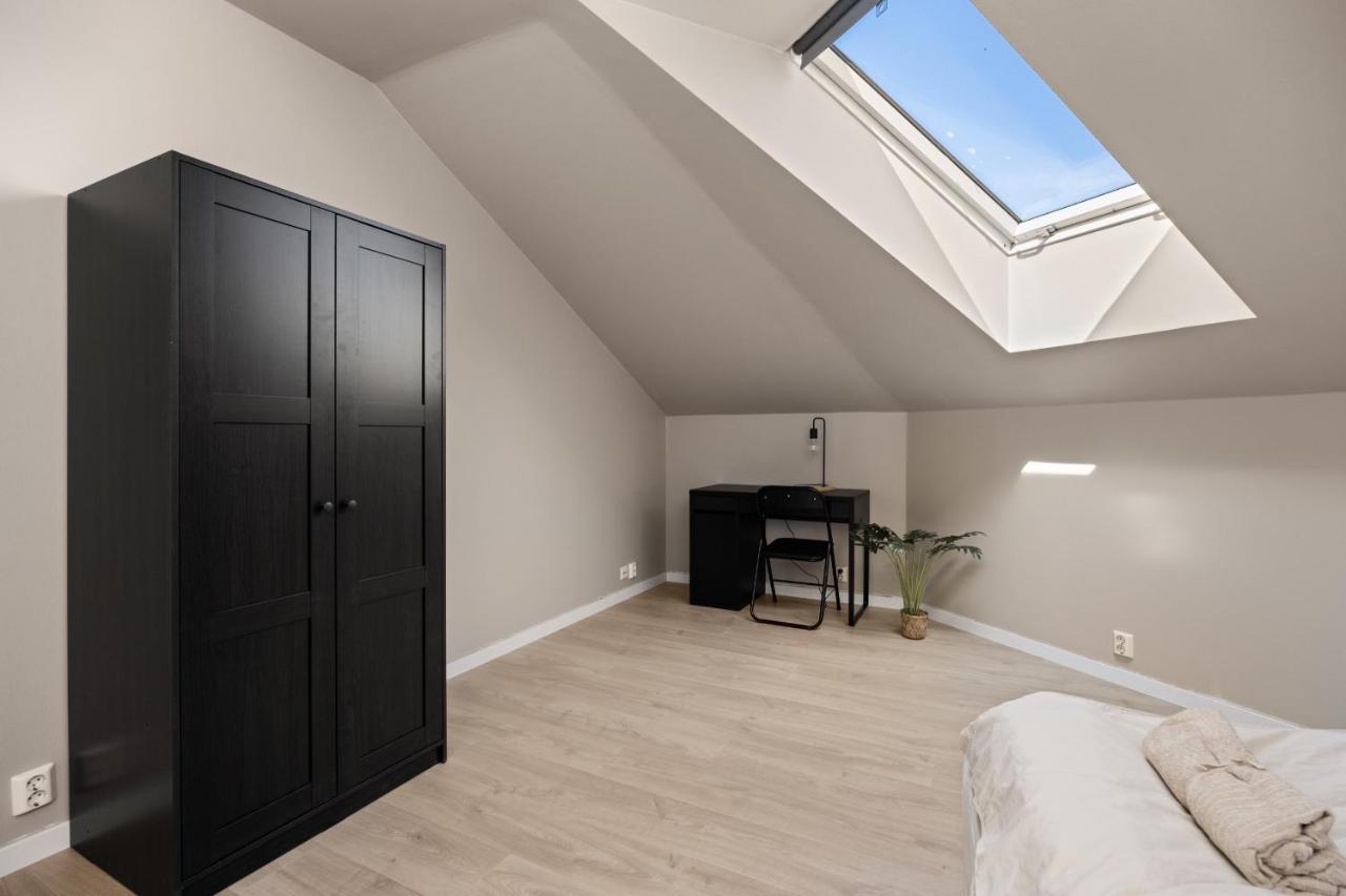 Urban Panorama - New, & Private Terrace *