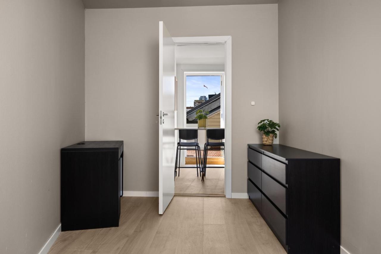 Urban Panorama - New, & Private Terrace