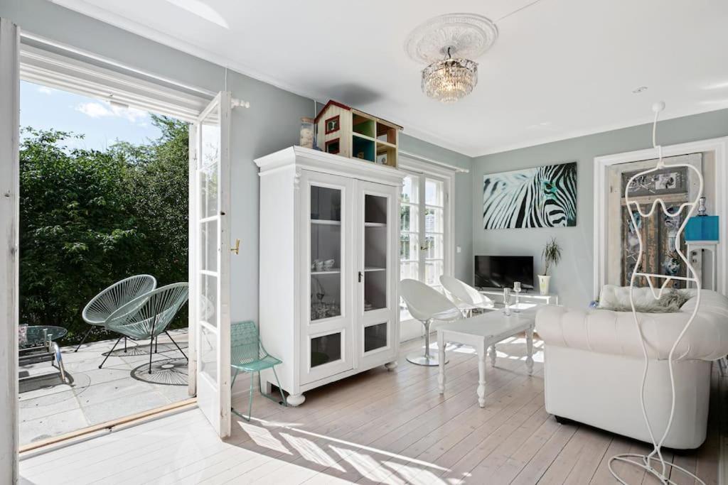 Appartement Leilighet Pa Smestad