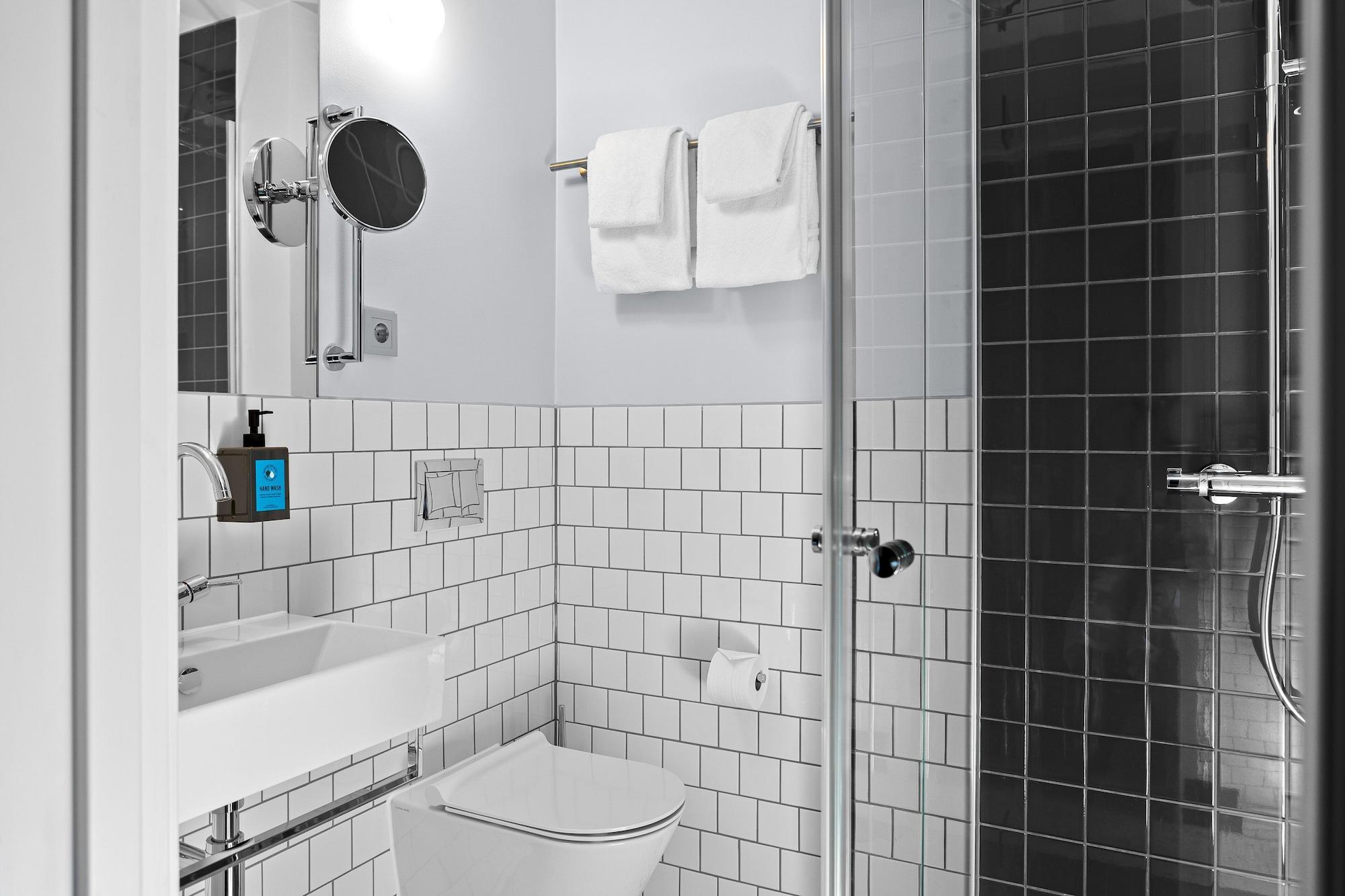 Hotel Comfort Karl Johan 3*