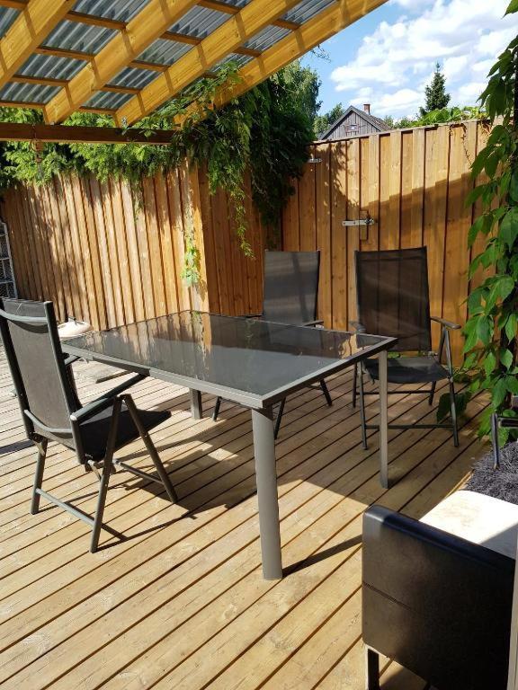 Full Privacy Townhome In With Wifi Apartment