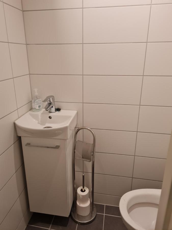 Privat In Shared 3 Manglerud *