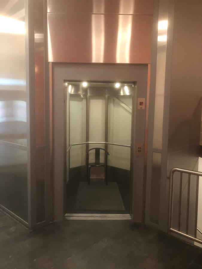 Apartment Penthouse Sentralt I *
