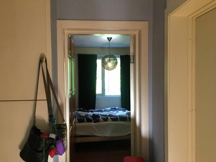 Spacious 2br - Quiet Area Apartment *