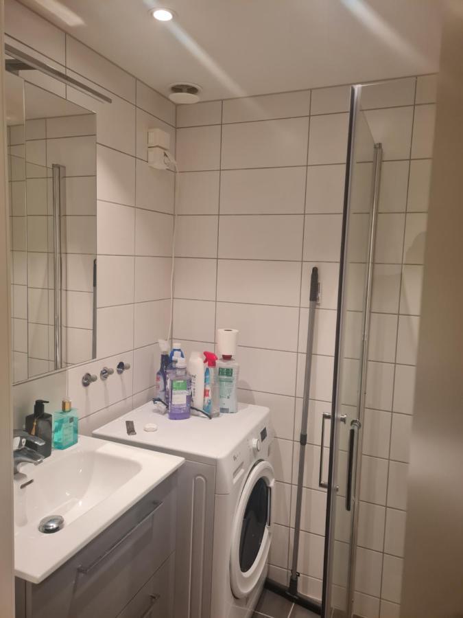 Privat In Shared 3 Manglerud *