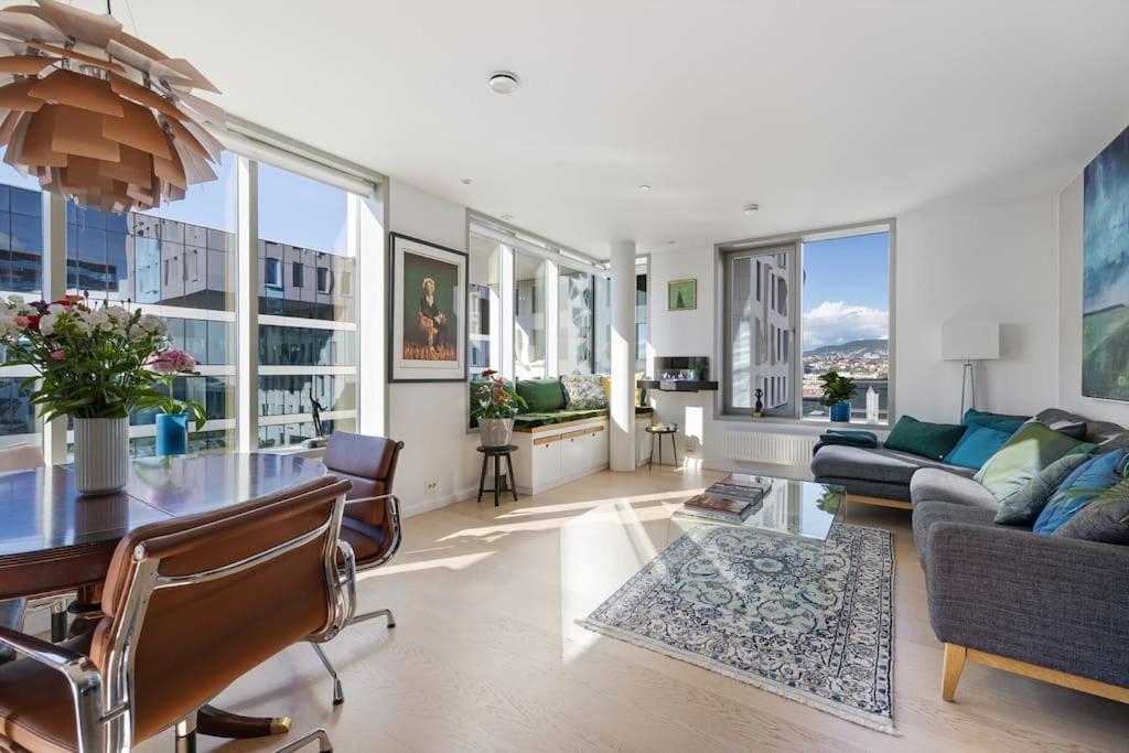 Modern 2bed Sea View @ Barcode * Oslo