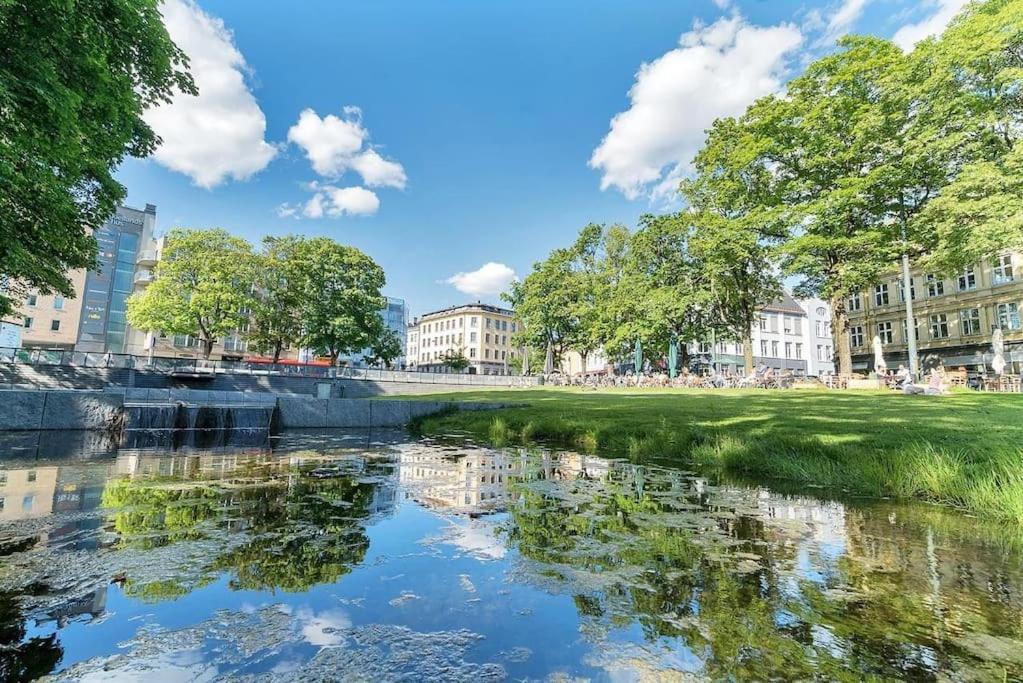 Small, Quiet And I * Oslo